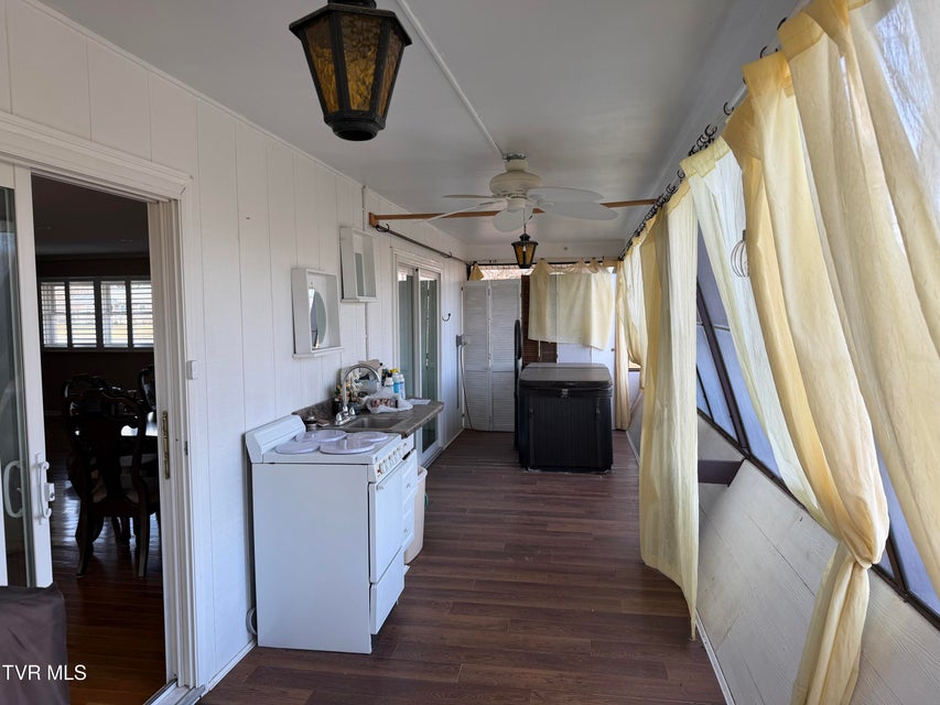 Photo #34: 435 Matson Road