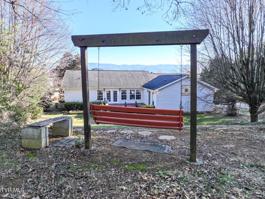 Photo #7: 32 Capri Drive