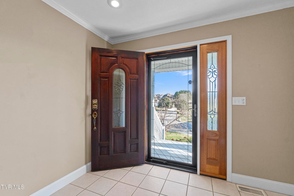 Photo #18: 32 Capri Drive