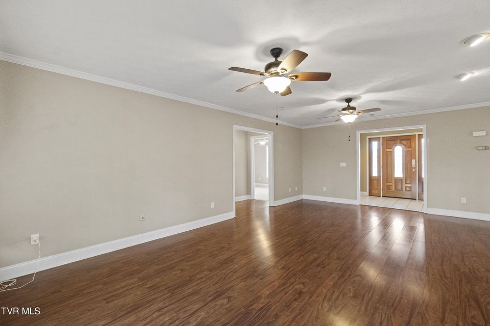 Photo #23: 32 Capri Drive