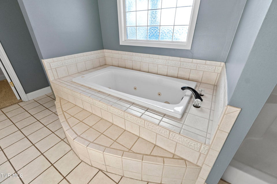 Photo #46: 32 Capri Drive