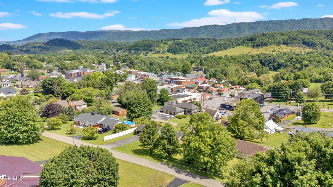 Photo #10: 135 Lively Street