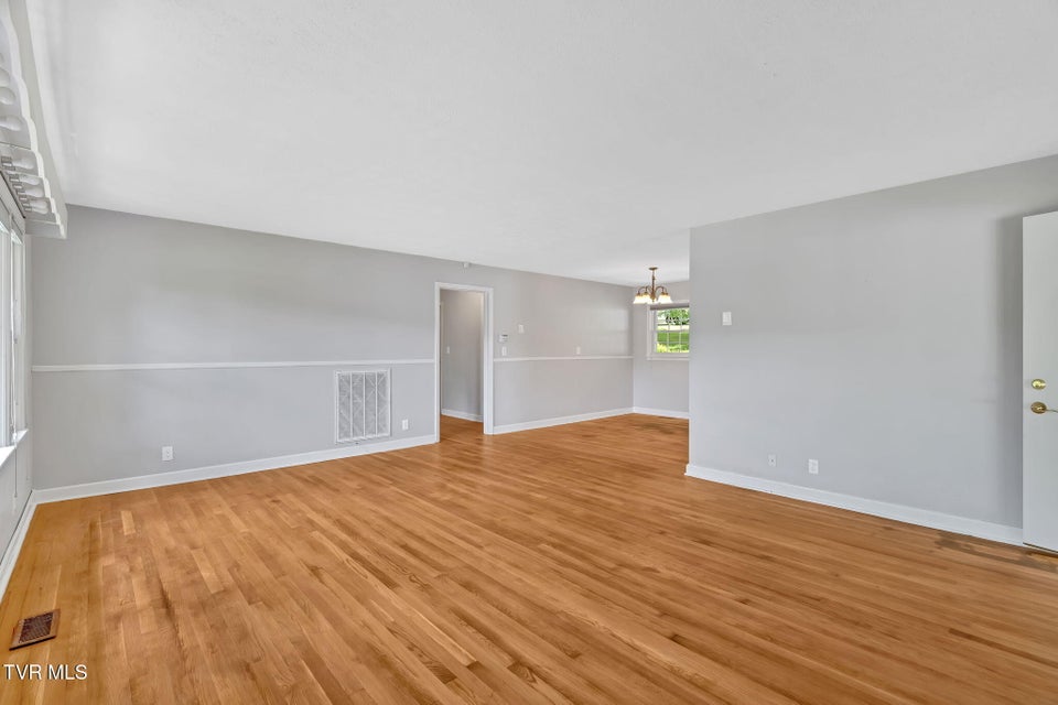 Photo #18: 135 Lively Street