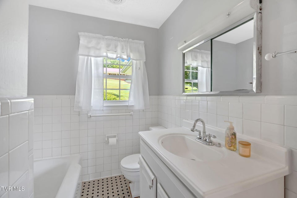 Photo #22: 135 Lively Street