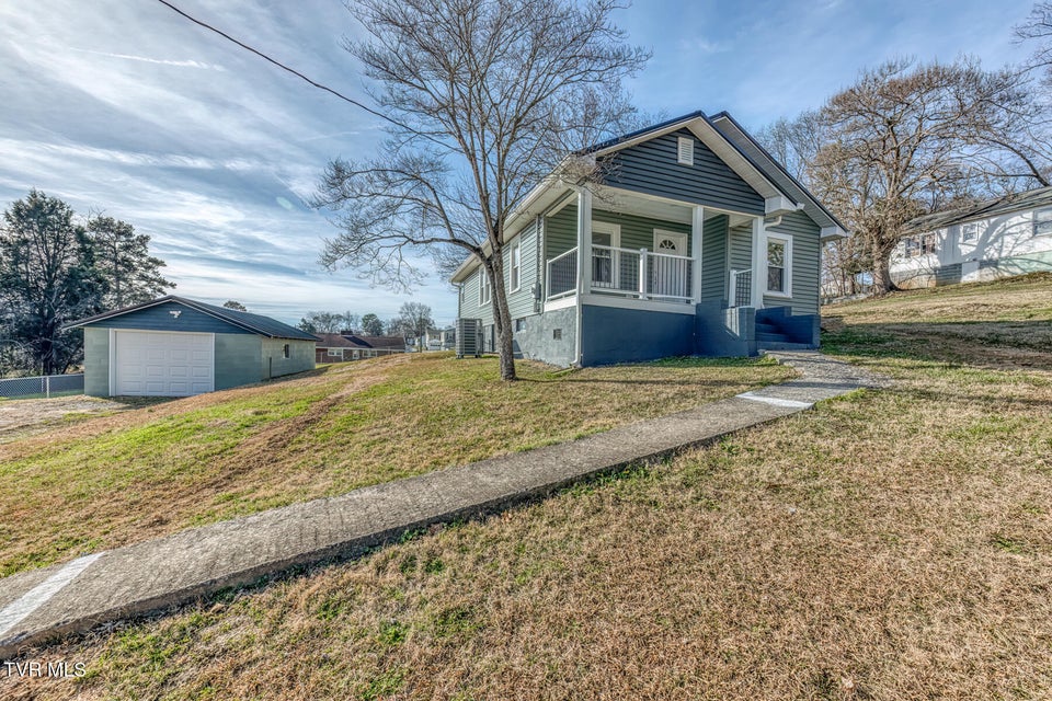 Photo #29: 420 Rogers Avenue