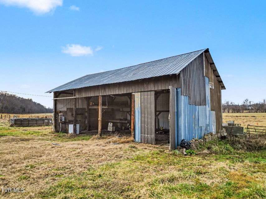 Photo #11: 2025 Ottway Road