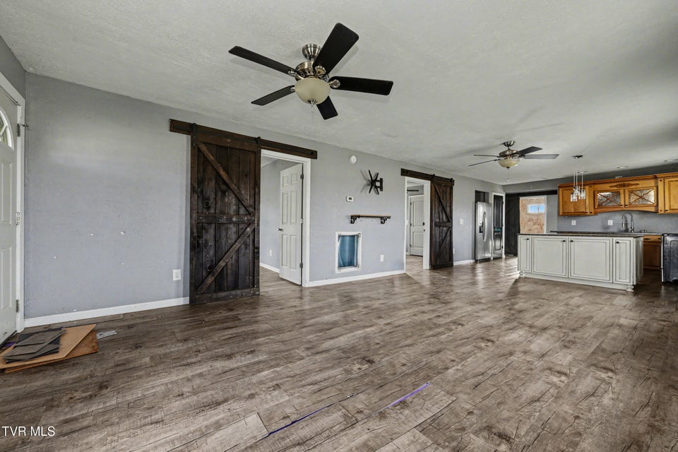 Photo #29: 2025 Ottway Road