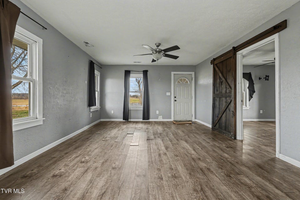 Photo #31: 2025 Ottway Road