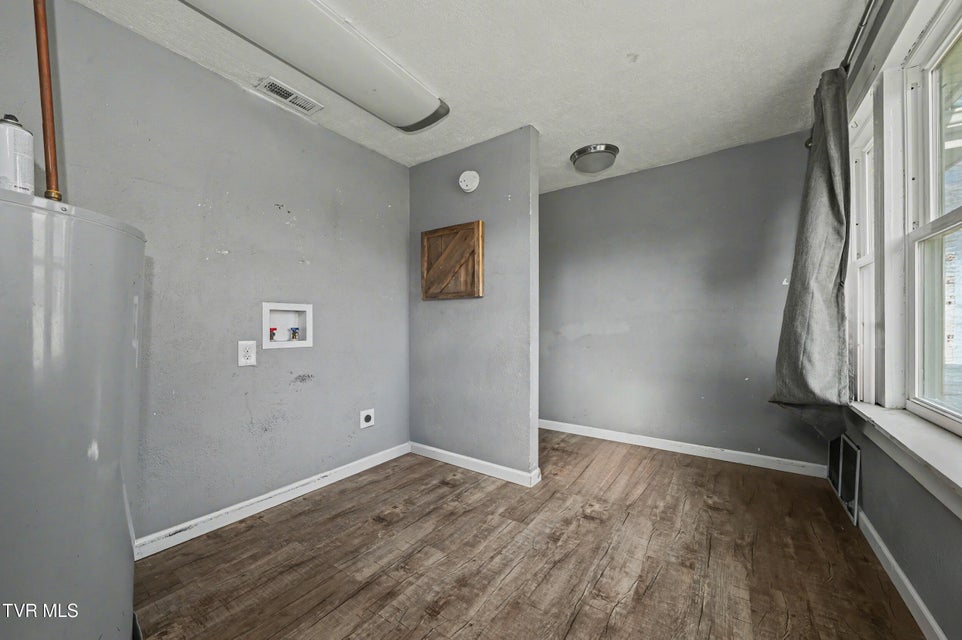 Photo #44: 2025 Ottway Road