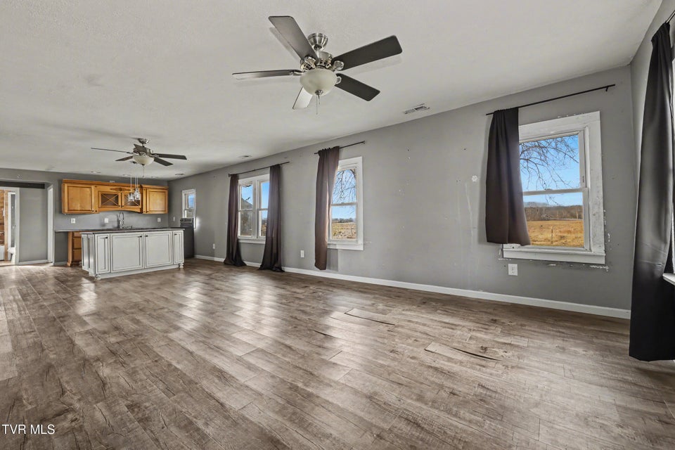 Photo #24: 2025 Ottway Road