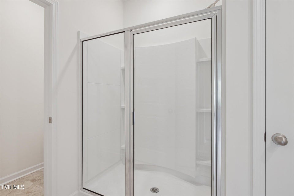 Photo #11: 551 Fieldcrest Road 