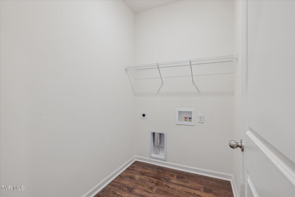 Photo #12: 551 Fieldcrest Road 