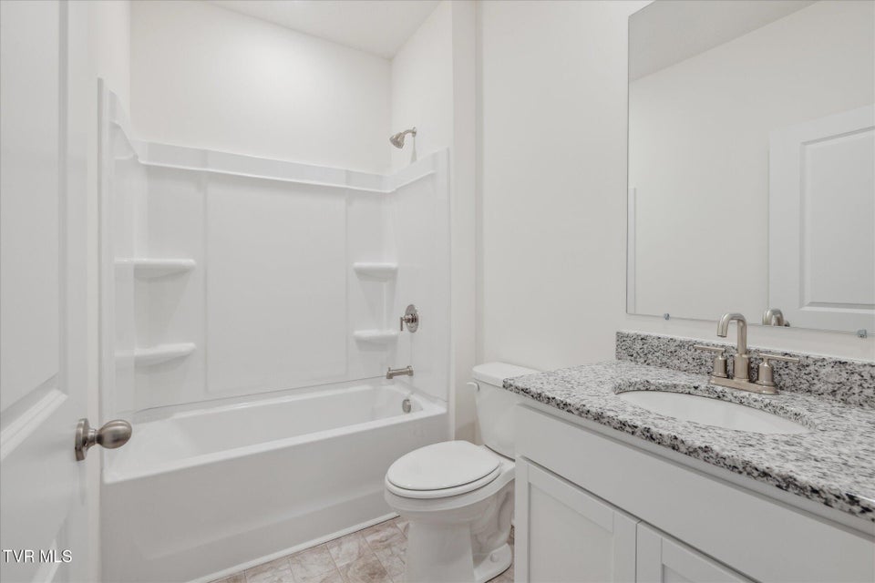 Photo #13: 551 Fieldcrest Road 