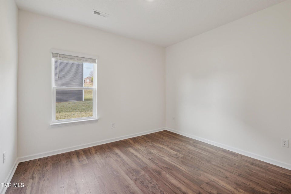 Photo #14: 551 Fieldcrest Road 