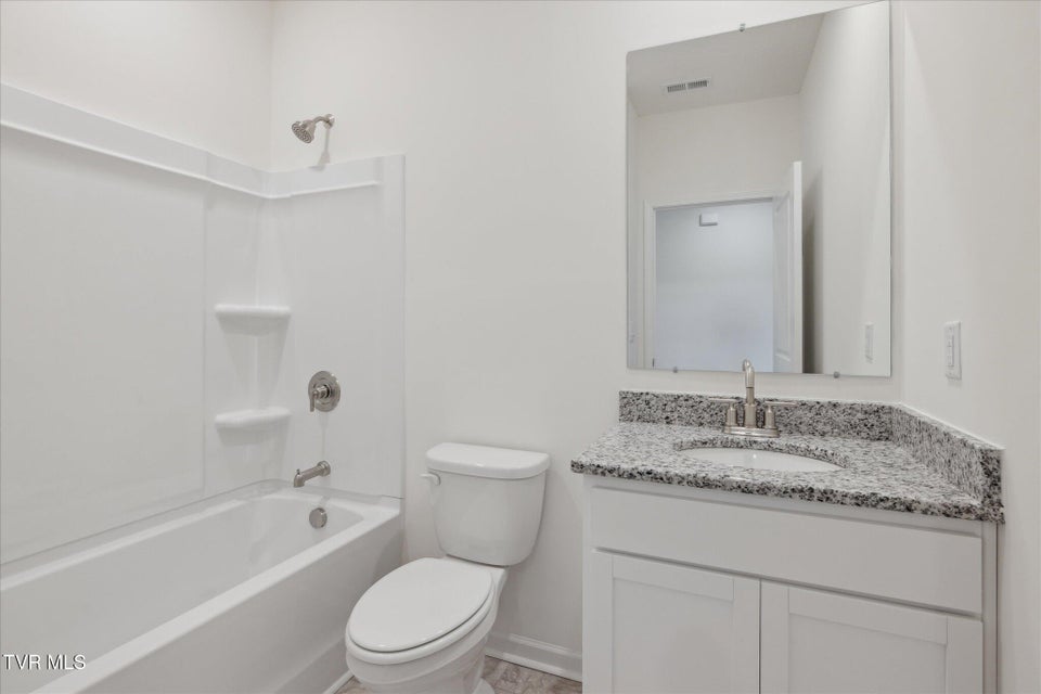 Photo #18: 551 Fieldcrest Road 