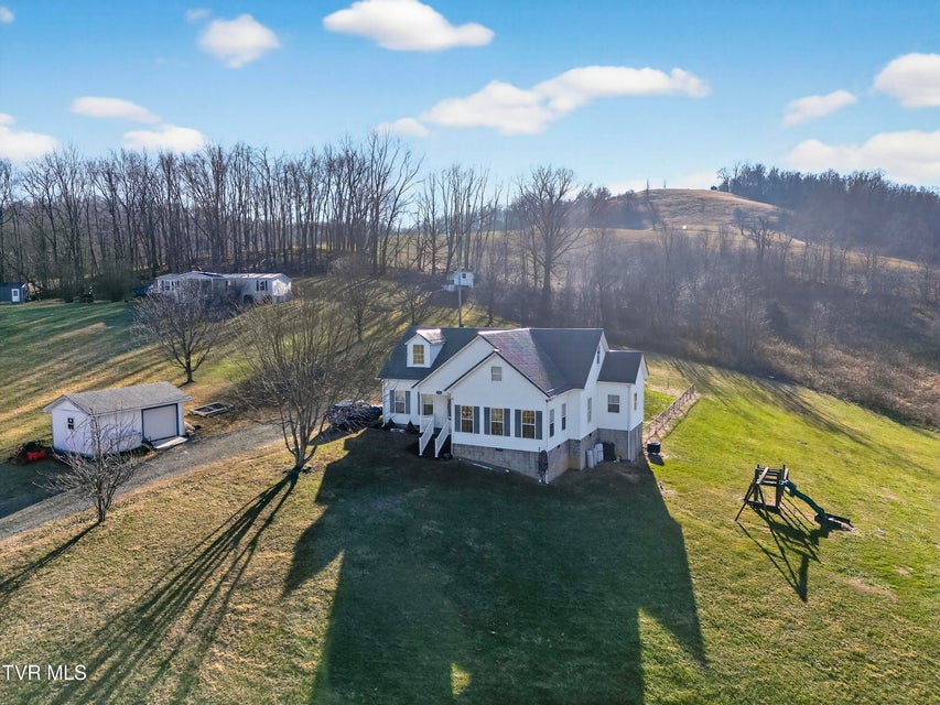 Photo #43: 17968 Overlook Dr 