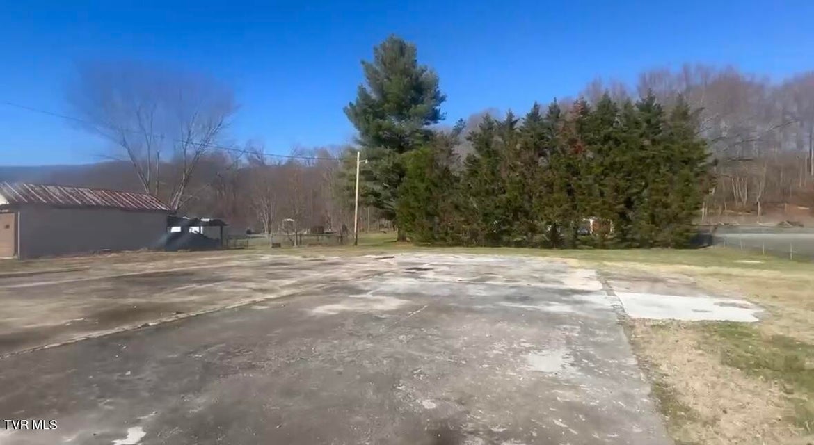 Photo #2: 2715 Highway 91 