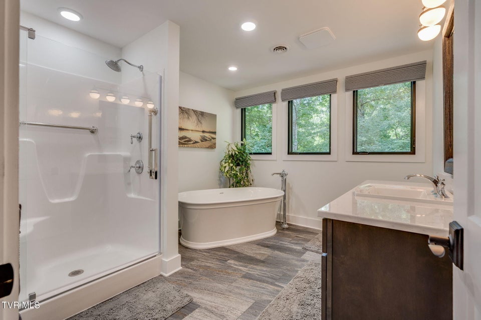 Photo #32: 379 Hideaway Farm Road 