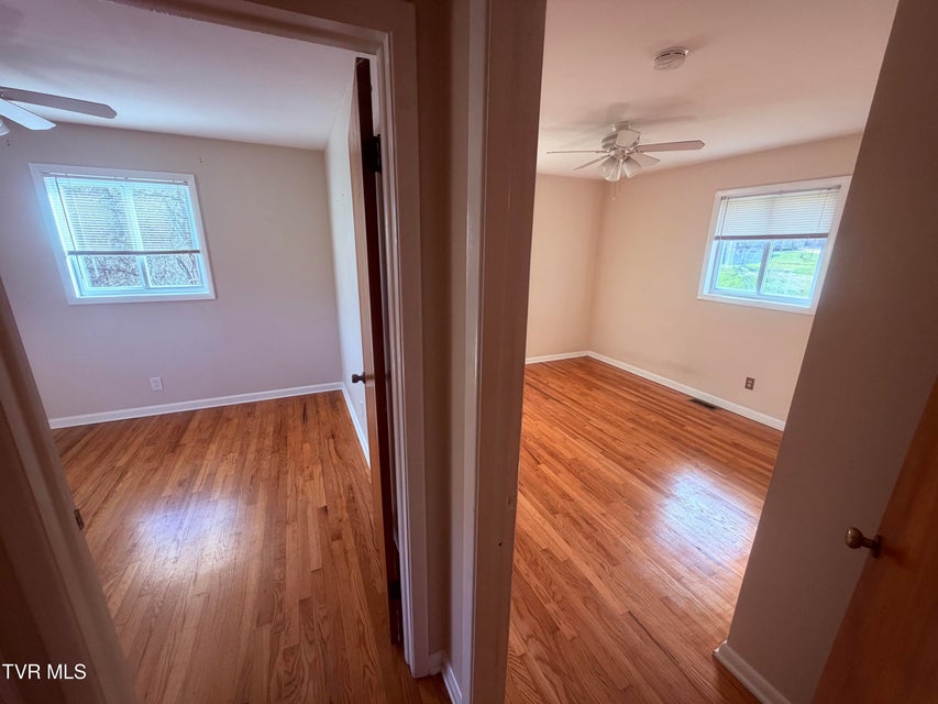 Photo #15: 273 Fairford Lane