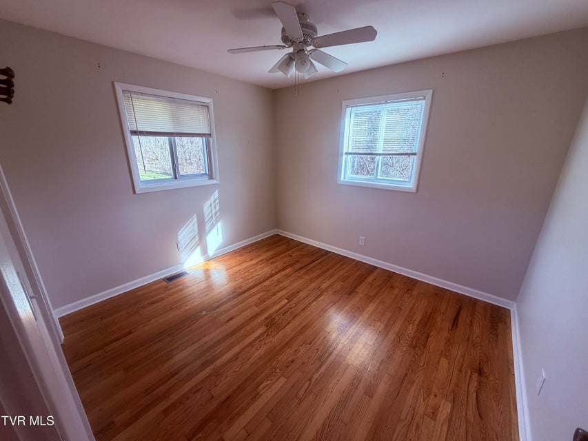 Photo #16: 273 Fairford Lane