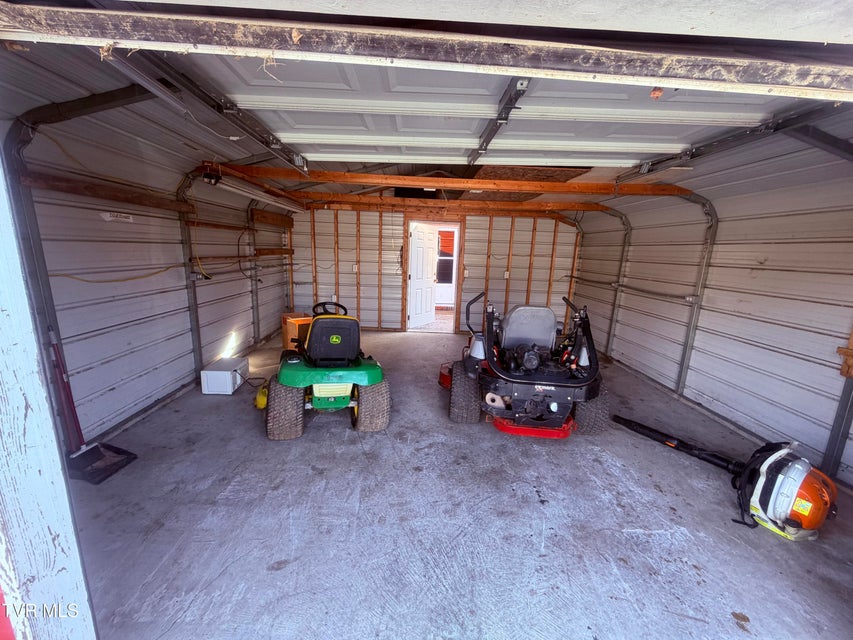 Photo #21: 273 Fairford Lane