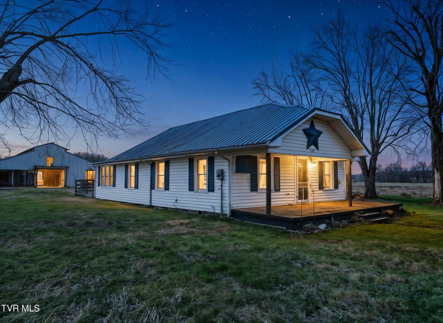 Photo #51: 2025 Ottway Road