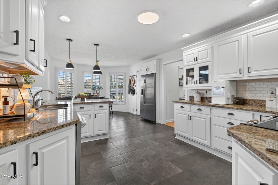 Photo #12: 18459 John Ashley Drive