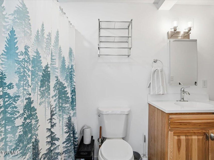 Photo #13: 164 Paradise Point