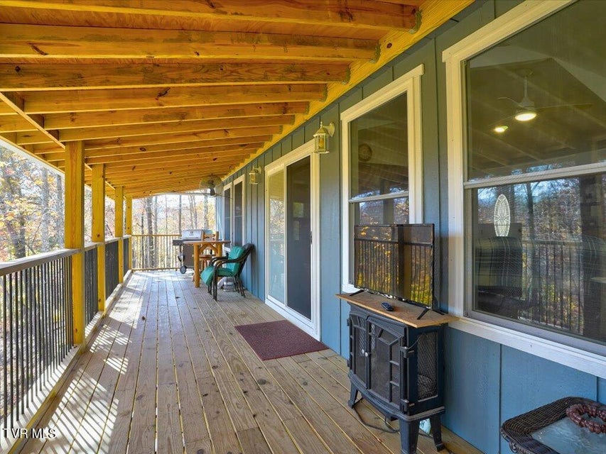 Photo #16: 164 Paradise Point