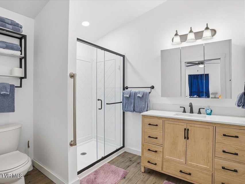 Photo #30: 164 Paradise Point