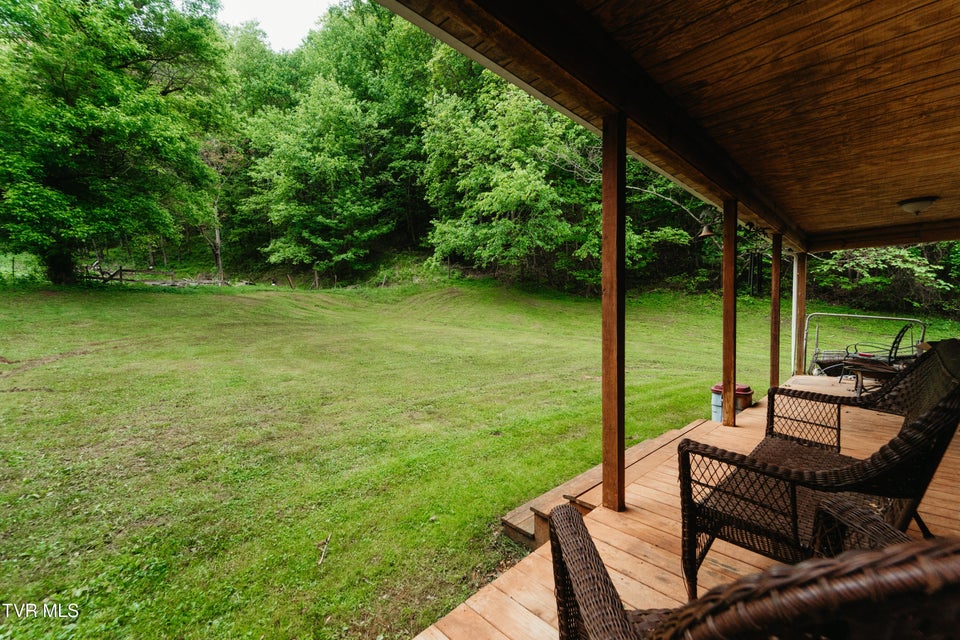 Photo #10: 109 Triangle B Drive