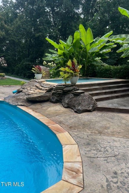 Photo #81: 520 Highway 93 