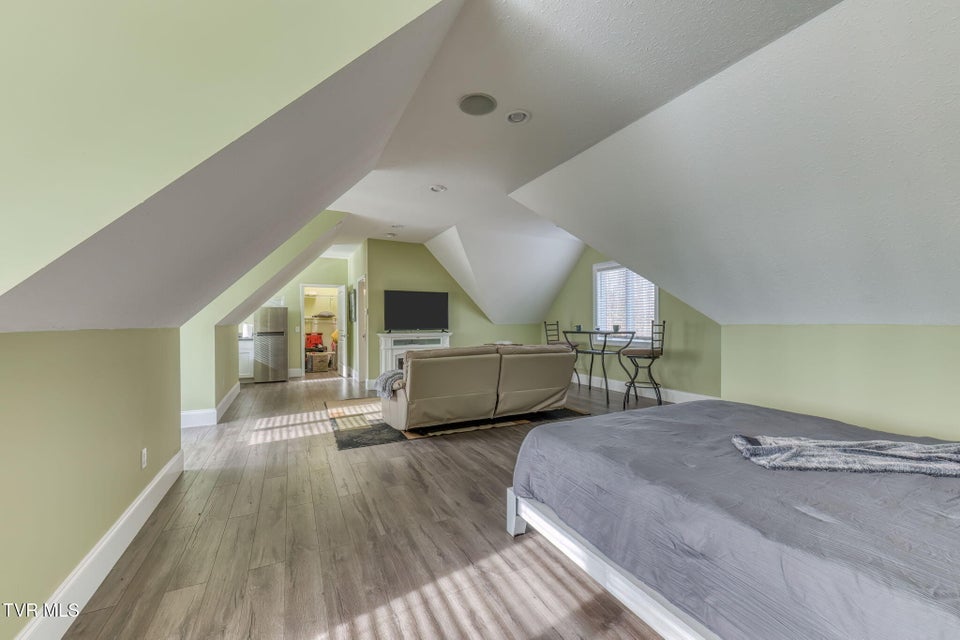 Photo #70: 520 Highway 93 