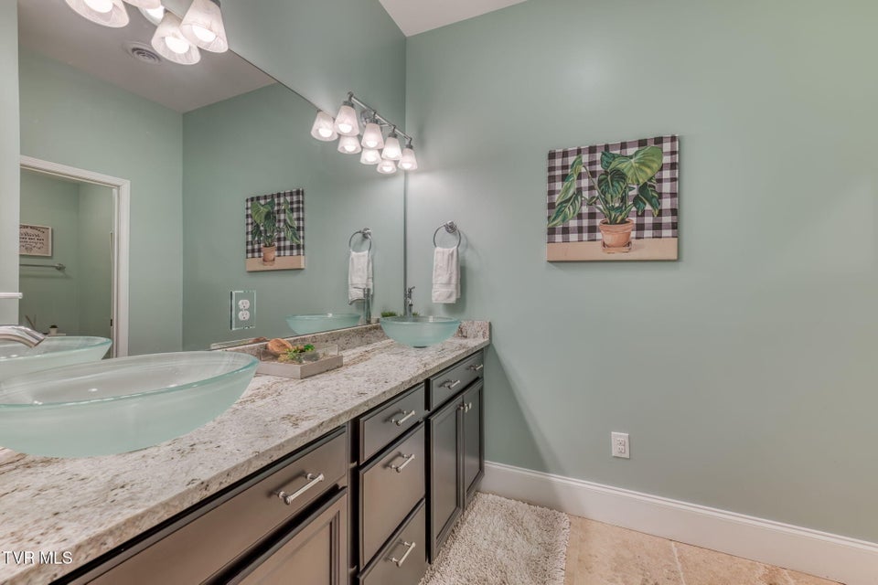 Photo #63: 520 Highway 93 