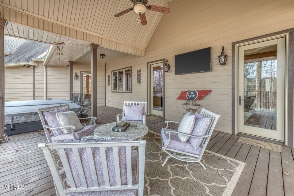 Photo #12: 520 Highway 93 