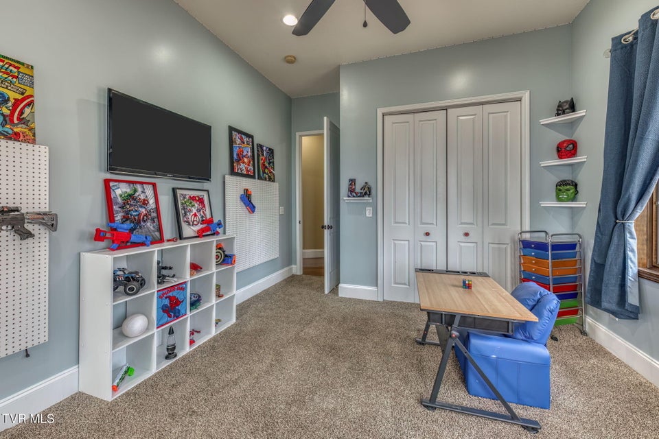 Photo #44: 520 Highway 93 