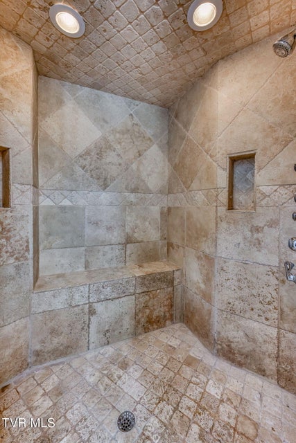 Photo #38: 520 Highway 93 