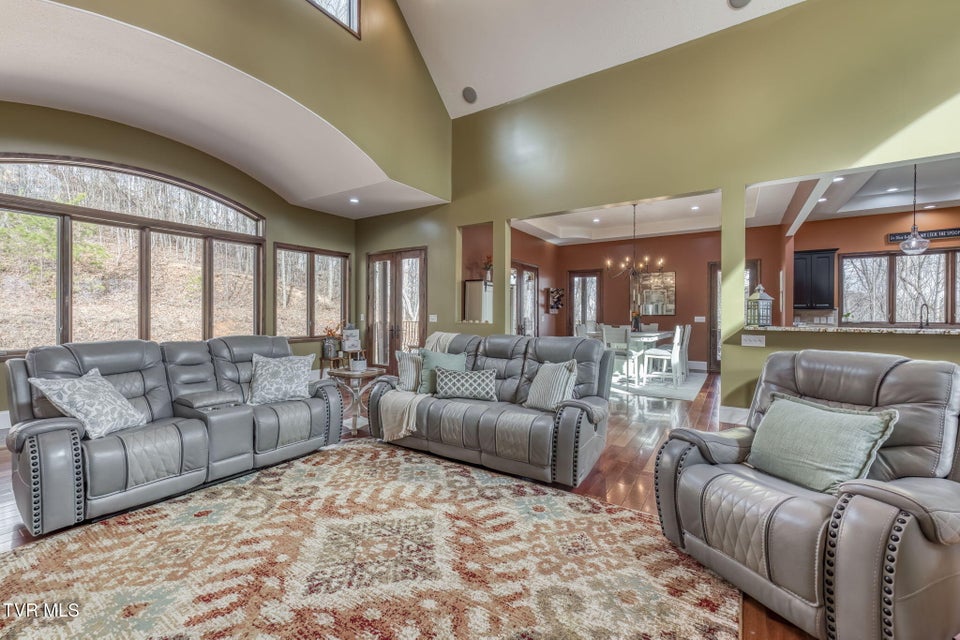 Photo #19: 520 Highway 93 