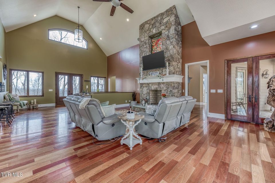 Photo #20: 520 Highway 93 