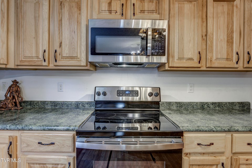 Photo #18: 109 Triangle B Drive