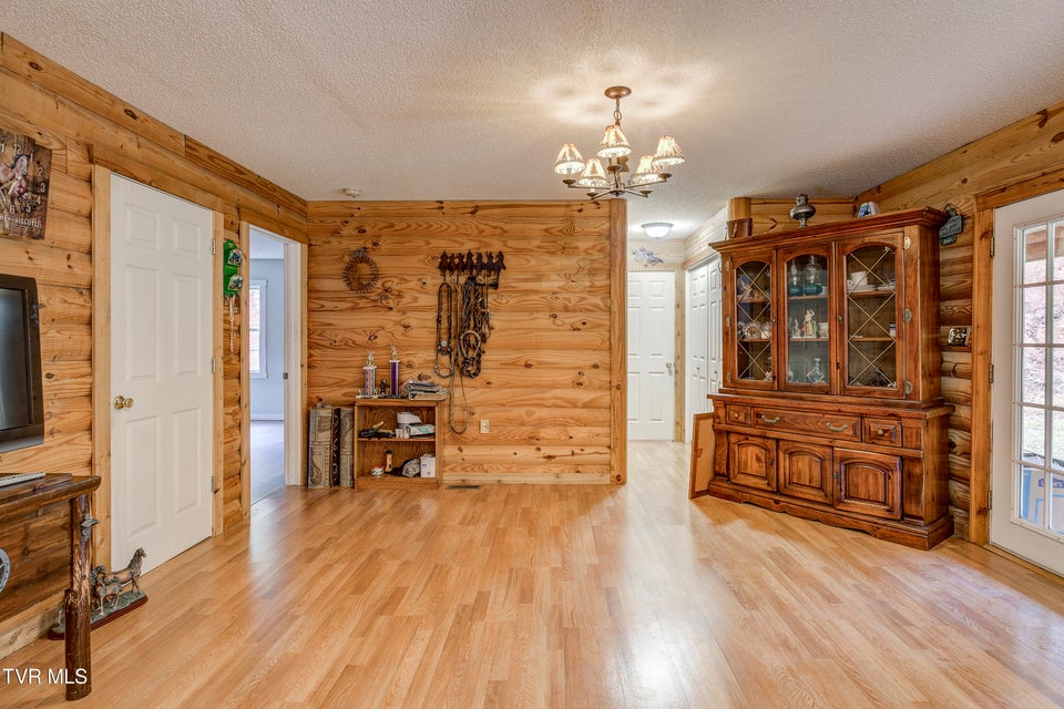 Photo #20: 109 Triangle B Drive