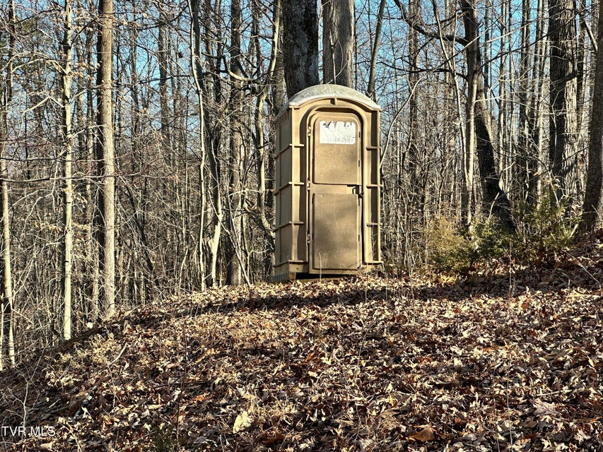 Photo #4: 125 Locust Winds Drive