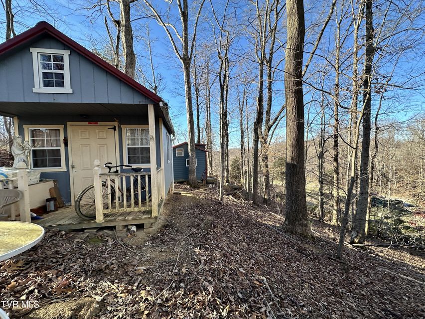 Photo #5: 125 Locust Winds Drive