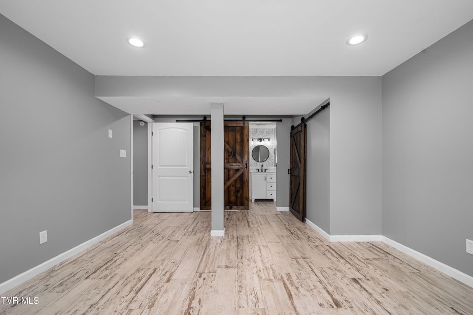 Photo #64: 3220 Knob Creek Road