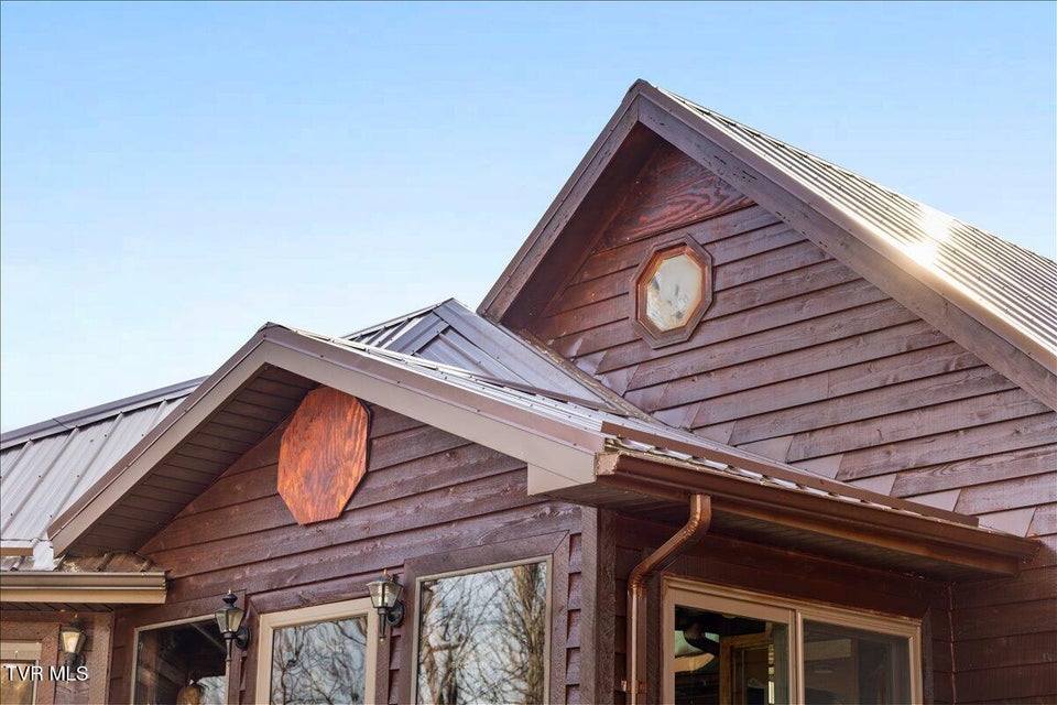 Photo #8: 620 Swift Hollow Lane