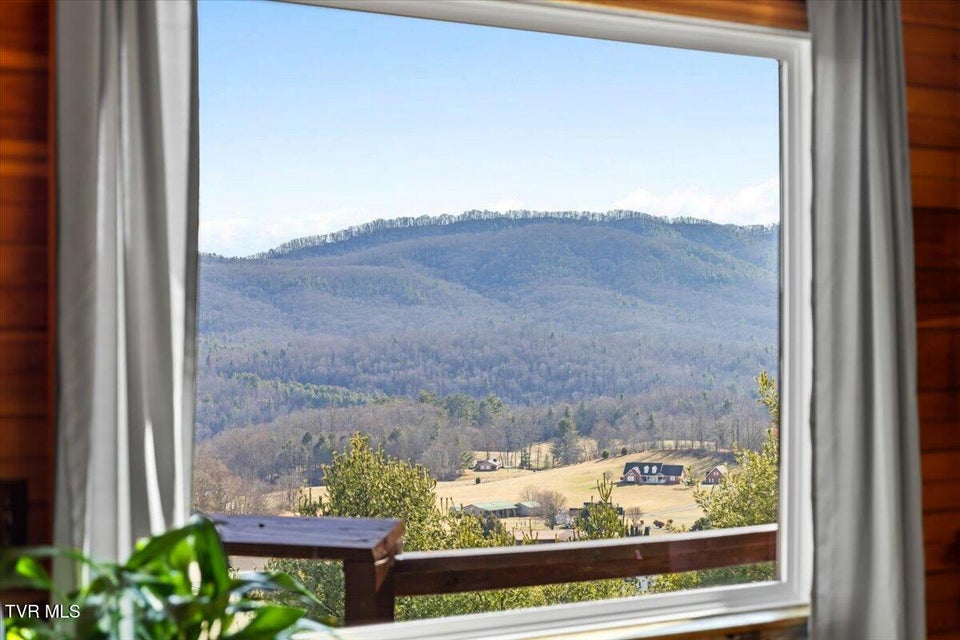 Photo #12: 620 Swift Hollow Lane