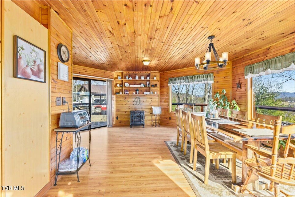 Photo #27: 620 Swift Hollow Lane