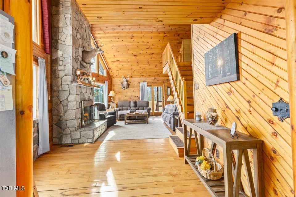 Photo #31: 620 Swift Hollow Lane