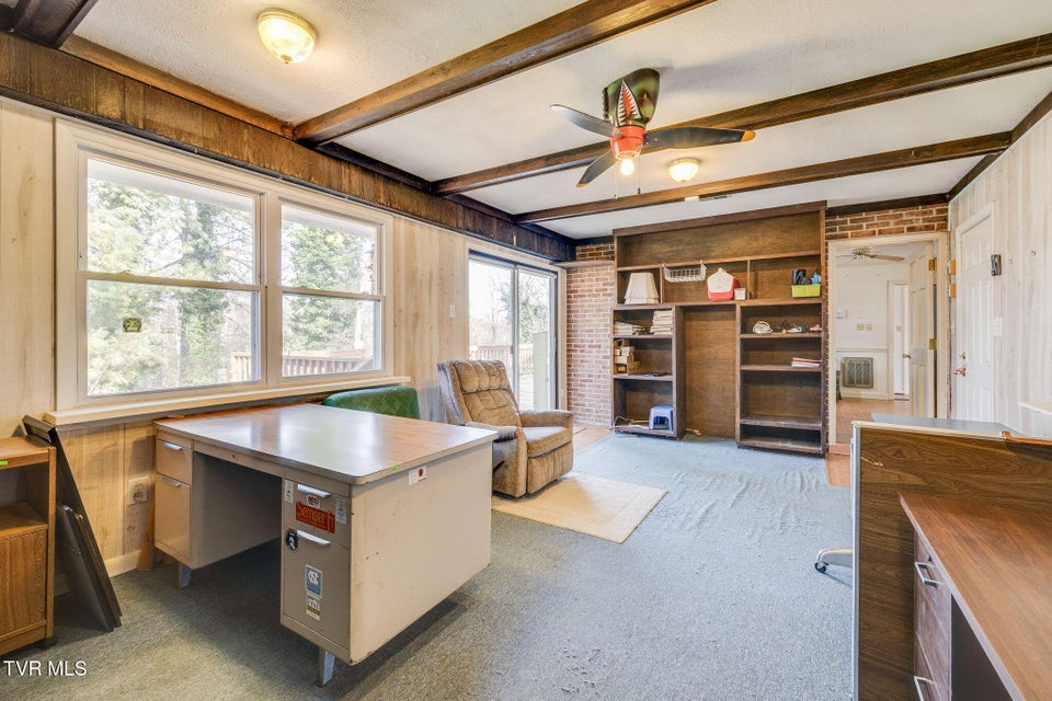 Photo #20: 213 Robin Road