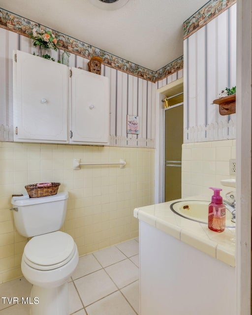 Photo #24: 213 Robin Road